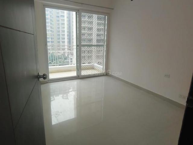 4 BHK Apartment in Sector 79 for rent Noida. The reference number is 21295808