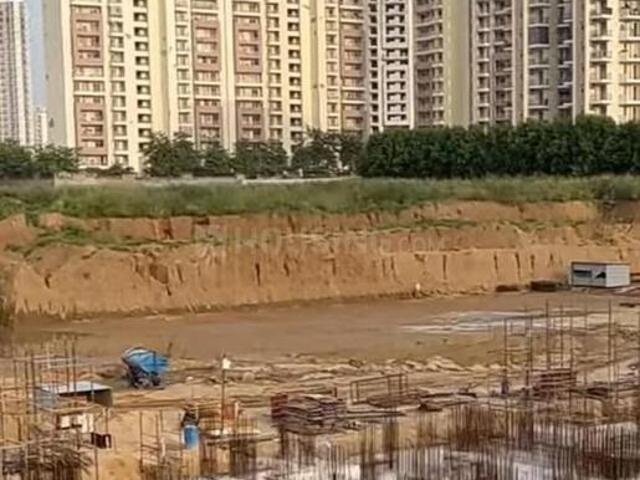 4 BHK Apartment in Sector 79 for resale Gurgaon. The reference number is 16703580