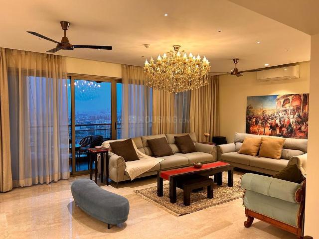 4 BHK Apartment in Sector 72 for rent Gurgaon. The reference number is 20552384