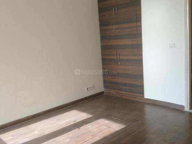4 BHK Apartment in Sector 84 for resale Faridabad. The reference number is 20042500