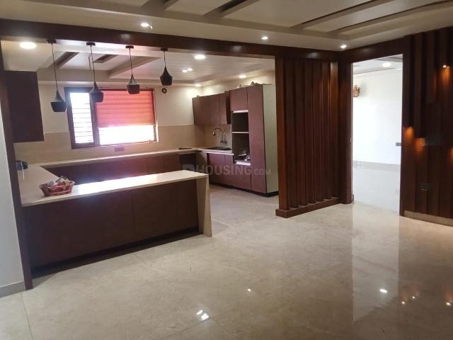 4 BHK Apartment in Sector 85 for rent Faridabad. The reference number is 19886416