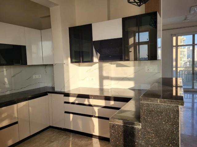 4 BHK Apartment in Sector 85 for rent Gurgaon. The reference number is 20968411