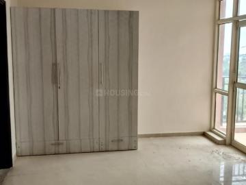 4 BHK Apartment in Sector 86 for rent Faridabad. The reference number is 20540864