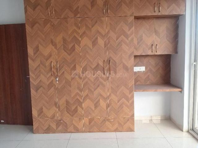 4 BHK Apartment in Sector 88 for rent Faridabad. The reference number is 21211606
