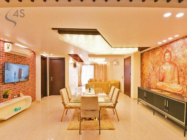 4 BHK Apartment in Sector 80 for resale Gurgaon. The reference number is 21082049