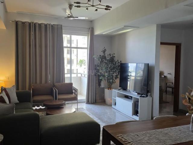 4 BHK Apartment in Sector 82 for rent Gurgaon. The reference number is 21172672