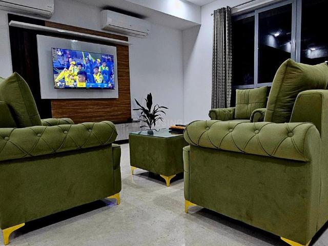 4 BHK Apartment in Sector 82A for rent Gurgaon. The reference number is 20560443