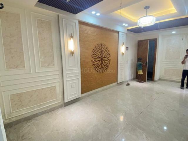 4 BHK Apartment in Sector 99 for resale Noida. The reference number is 20492849