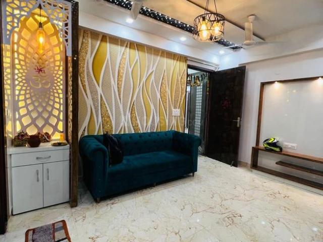 4 BHK Apartment in Sector 99 for resale Noida. The reference number is 20917931