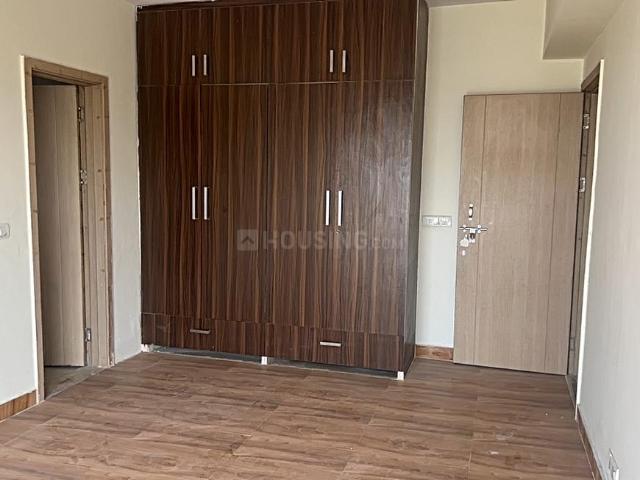 4 BHK Apartment in Sector 90 for rent Gurgaon. The reference number is 19844125