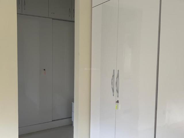 4 BHK Apartment in Sector 92 for rent Gurgaon. The reference number is 20392719