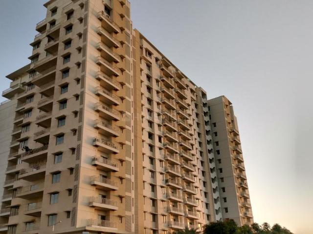 4 BHK Apartment in Shantigram for rent Ahmedabad. The reference number is 18814658