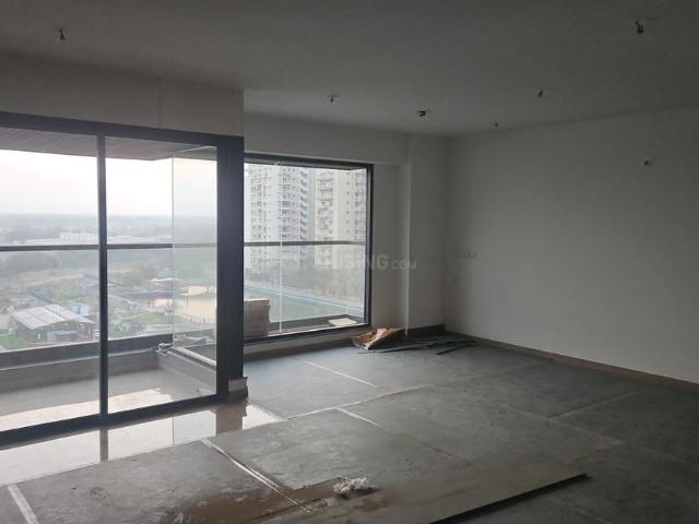 4 BHK Apartment in Shantigram for rent Ahmedabad. The reference number is 19503542