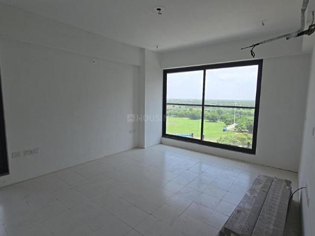 4 BHK Apartment in Shantigram for rent Ahmedabad. The reference number is 20565197
