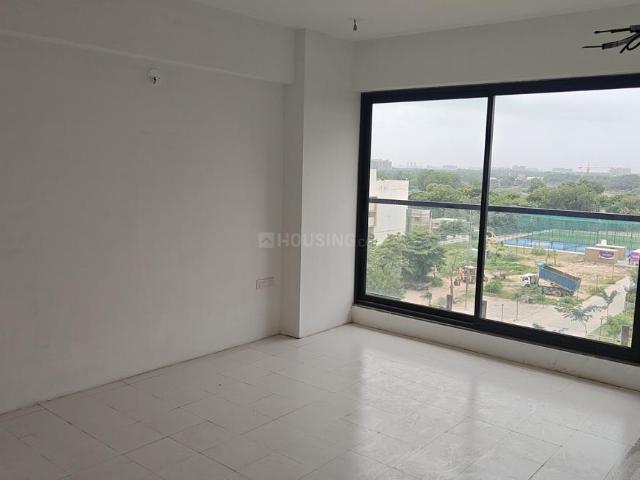 4 BHK Apartment in Shantigram for rent Ahmedabad. The reference number is 20969439