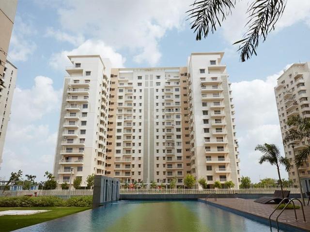 4 BHK Apartment in Shantigram for rent Ahmedabad. The reference number is 21286025