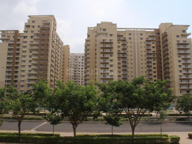 4 BHK Apartment in Shantigram for rent Ahmedabad. The reference number is 21286180