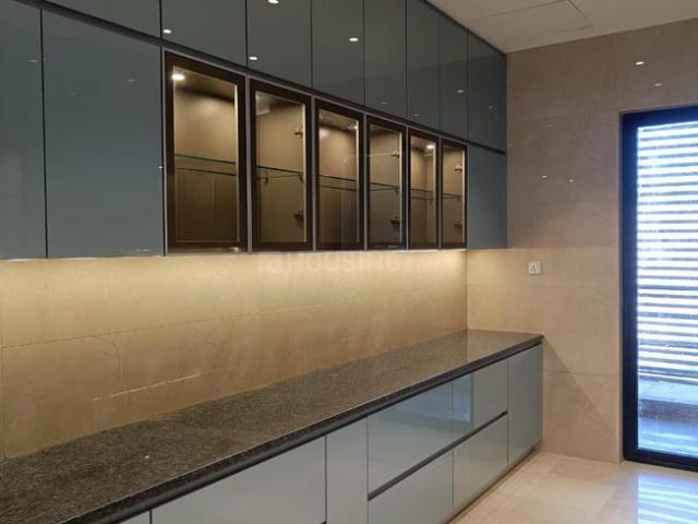 4 BHK Apartment in Shela for rent Ahmedabad. The reference number is 15191189