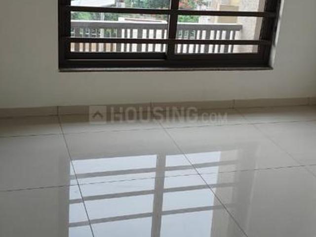 4 BHK Apartment in Shela for rent Ahmedabad. The reference number is 16730636