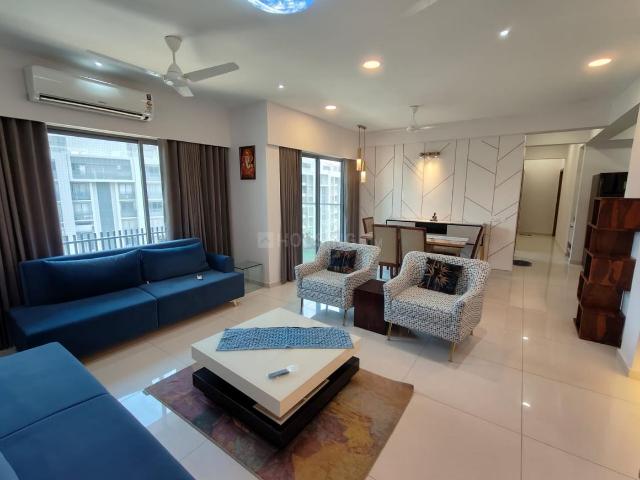 4 BHK Apartment in Shela for rent Ahmedabad. The reference number is 18785725