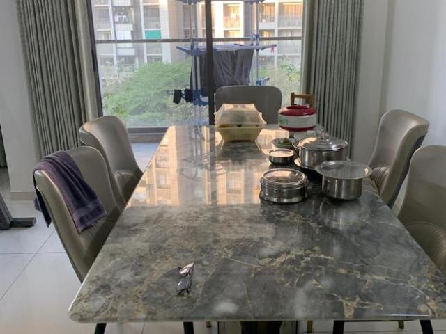 4 BHK Apartment in Shela for rent Ahmedabad. The reference number is 20015228