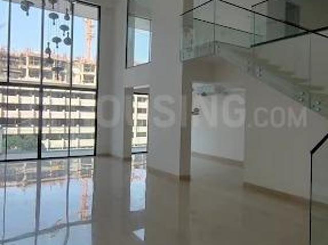 4 BHK Apartment in Shela for resale Ahmedabad. The reference number is 21148942