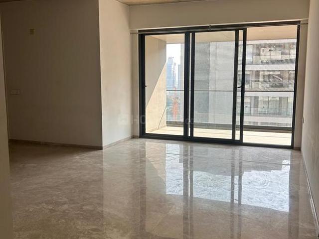 4 BHK Apartment in Shilaj for resale Ahmedabad. The reference number is 19501179