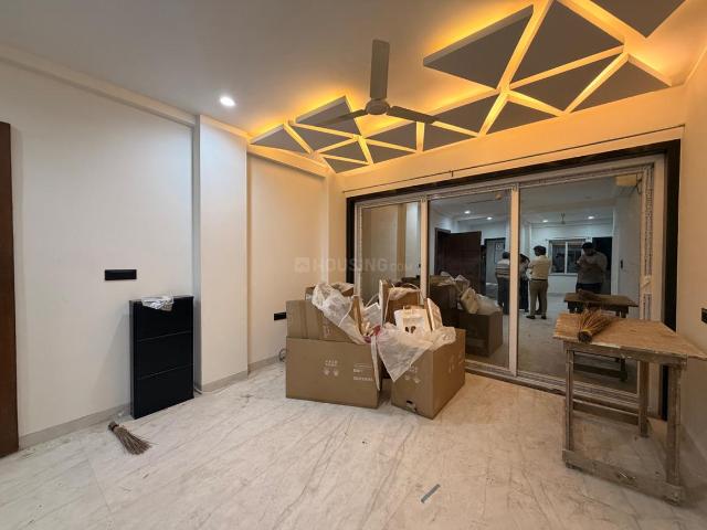 4 BHK Apartment in Shivaji Nagar for rent Nagpur. The reference number is 20352504