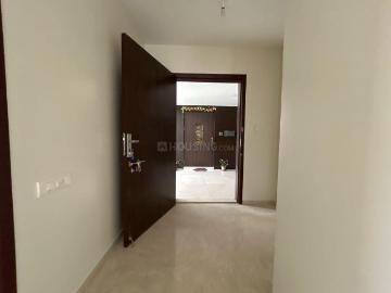 4 BHK Apartment in Shivaji Nagar for rent Pune. The reference number is 20473792