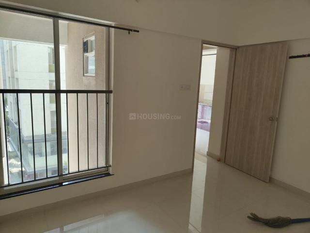 4 BHK Apartment in Shivaji Nagar for rent Pune. The reference number is 20595040
