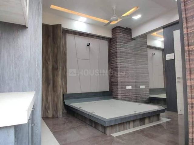 4 BHK Apartment in Shivaji Nagar for resale Pune. The reference number is 19121332