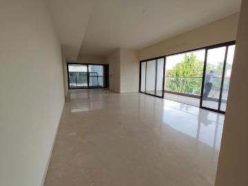 4 BHK Apartment in Shivaji Nagar for resale Pune. The reference number is 20423408