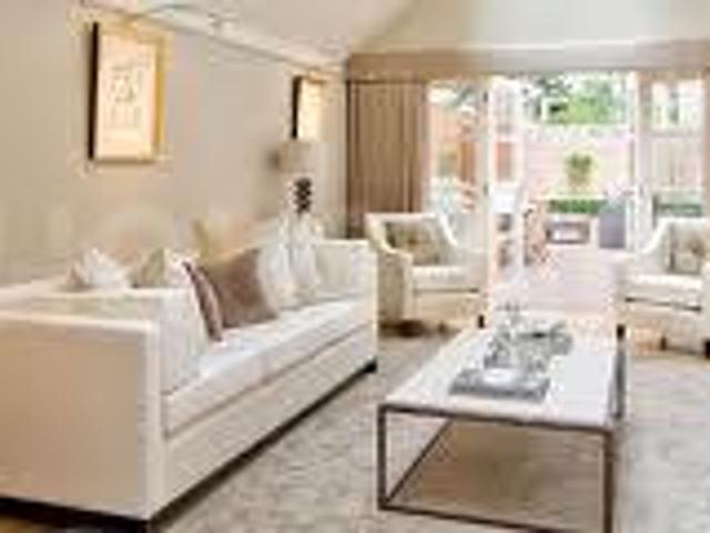 4 BHK Apartment in Shivaji Nagar for resale Pune. The reference number is 20788825