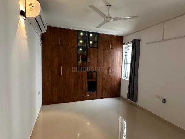 4 BHK Apartment in Sholinganallur for rent Chennai. The reference number is 18286289