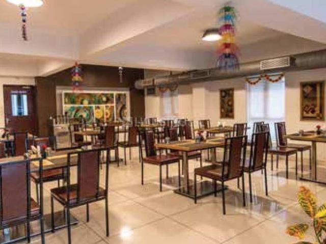 4 BHK Apartment in Sholinganallur for resale Chennai. The reference number is 21298522