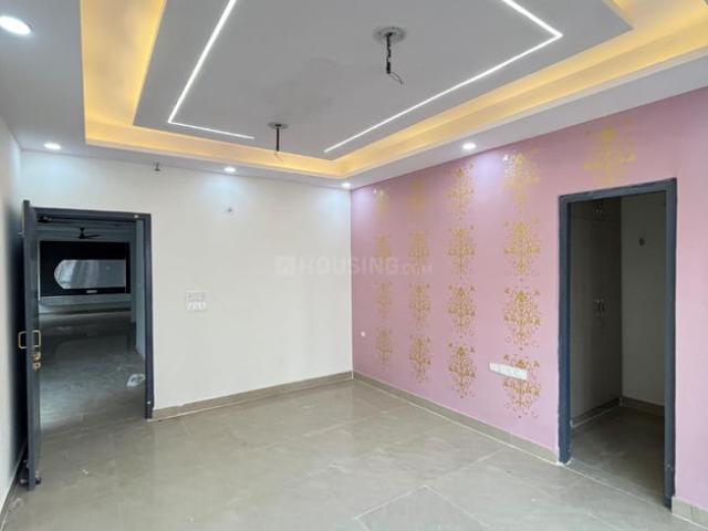 4 BHK Apartment in Siddharth Vihar for rent Ghaziabad. The reference number is 20775622