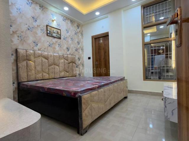 4 BHK Apartment in Siddharth Vihar for resale Ghaziabad. The reference number is 20921149
