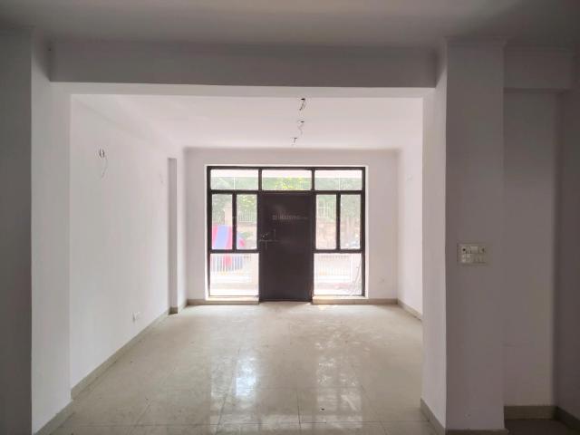 4 BHK Apartment in Sigma IV for resale Greater Noida. The reference number is 17762939
