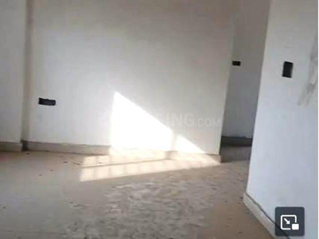 4 BHK Apartment in Singh More for resale Ranchi. The reference number is 21140676