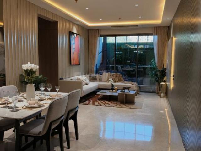 4 BHK Apartment in Sion for resale Mumbai. The reference number is 20433219