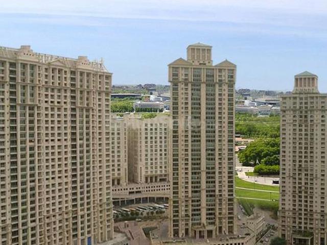 4 BHK Apartment in Powai for resale Mumbai. The reference number is 20603275