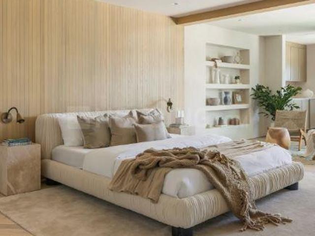 4 BHK Apartment in Porur for resale Chennai. The reference number is 21174498