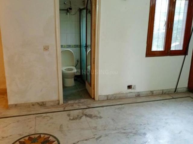 4 BHK Apartment in Patparganj for resale New Delhi. The reference number is 15200379