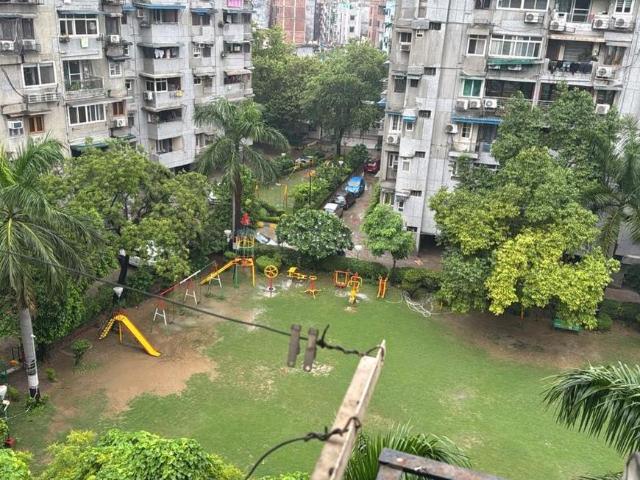 4 BHK Apartment in Patparganj for resale New Delhi. The reference number is 20889535