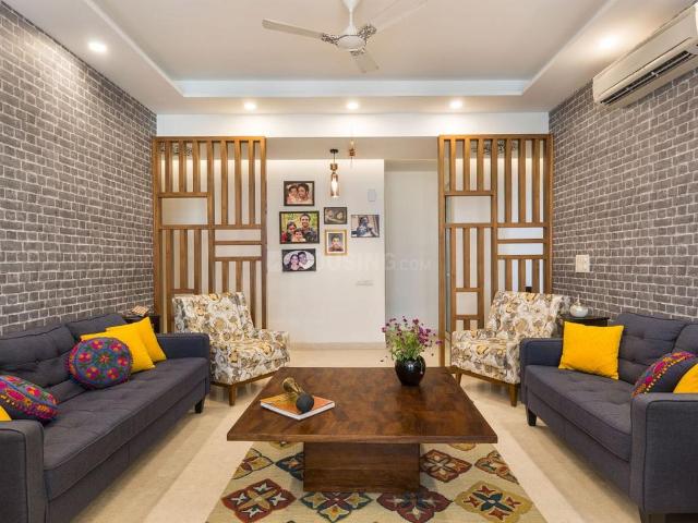 4 BHK Apartment in Pal for rent Surat. The reference number is 20736554