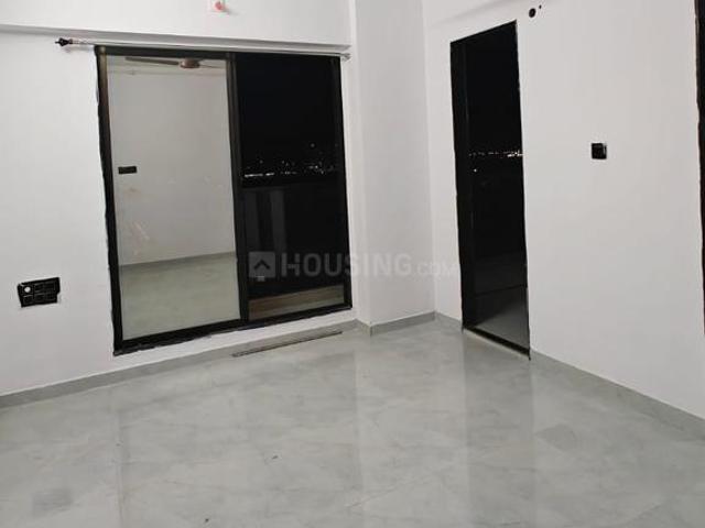 4 BHK Apartment in Pal for rent Surat. The reference number is 20744115