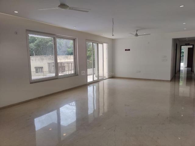 4 BHK Apartment in Palasia for resale Indore. The reference number is 19453331