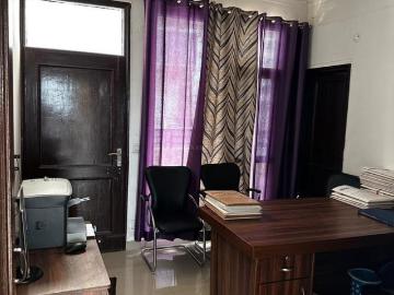 4 BHK Apartment in Panchkula Extension for rent Panchkula. The reference number is 10409135