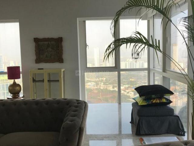4 BHK Apartment in Parel for rent Mumbai. The reference number is 17275452