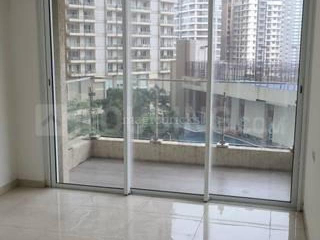 4 BHK Apartment in Parel for resale Mumbai. The reference number is 20439064